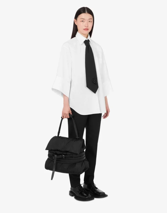 Bolso de mano mediano Tie Me de Moschino Bolso de mano mediano Tie Me de Moschino