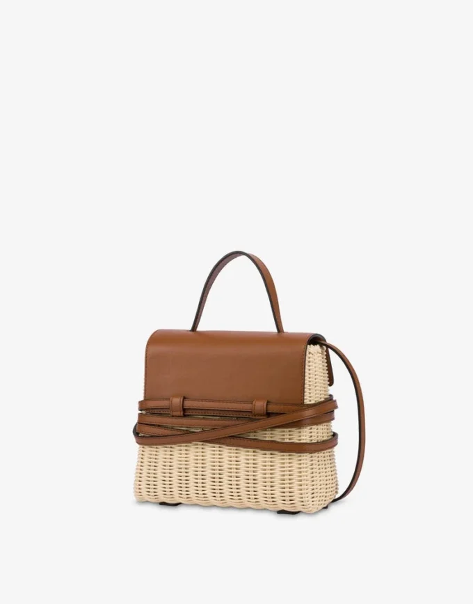 Bolso Tie Me de Moschino en ratán Pequeño Bolso Tie Me de Moschino en ratán Pequeño