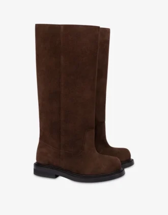 botas de gamuza olivia 1 330x421 - Botas de gamuza Olivia