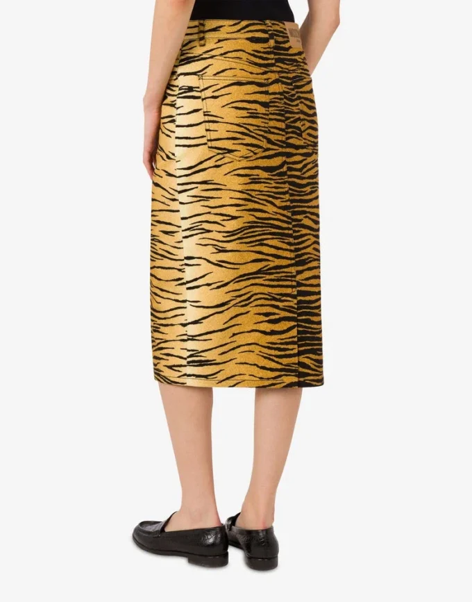 Falda de gabardina de algodón elástico estampada Falda de gabardina de algodón elástico estampada