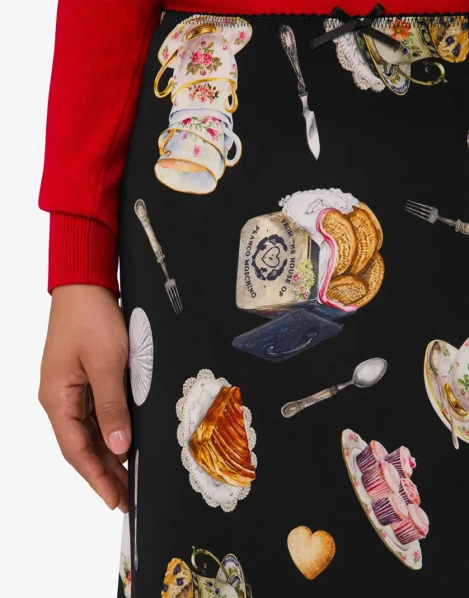 Falda de satén de seda estampada Falda de satén de seda estampada