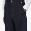 Pantalones de mezclilla azul Parche con corona de laurel Pantalones de mezclilla azul Parche con corona de laurel