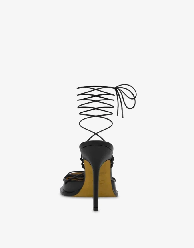 Sandalias altas con cordones hasta la pantorrilla